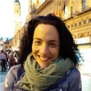 Doy clases de inglés a diferentes níveles y de repaso de otras asignaturas de alumnos de Primaria